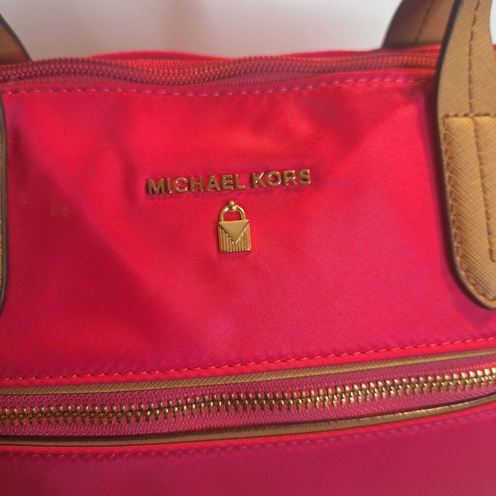 Michael Kors Kelsey Pink Nylon Large Tote Handbag - Picture 4 of 15